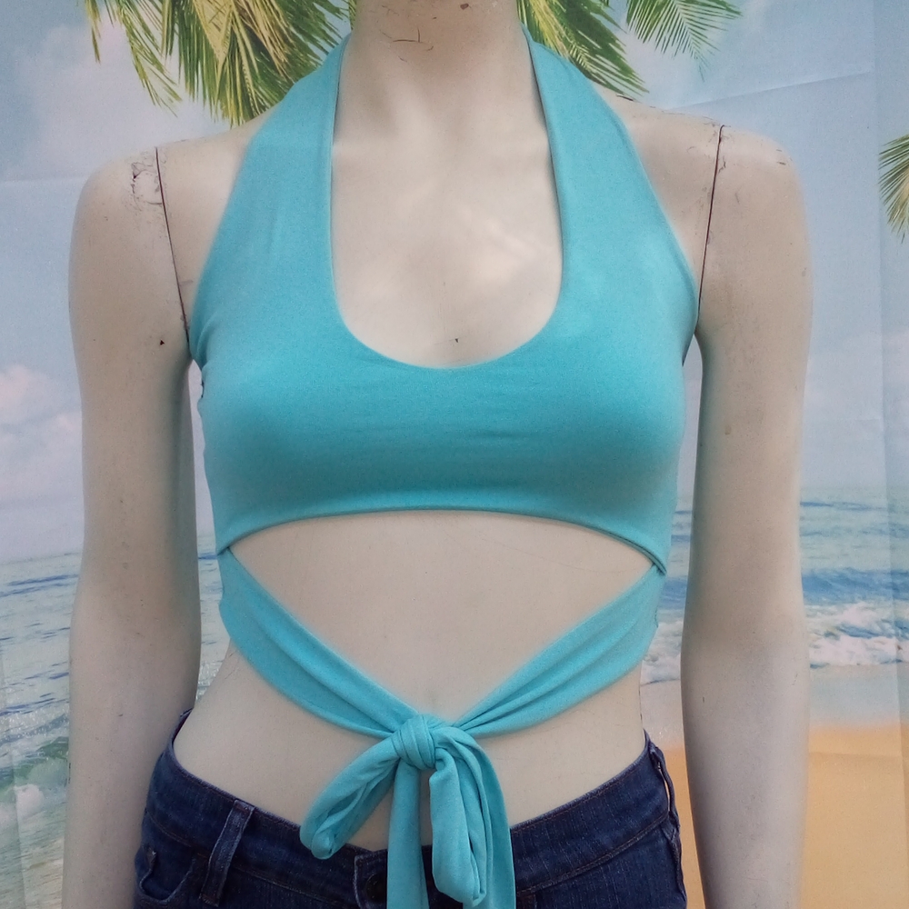 Jr's. Beautiful "Diosa" blue tie around waist crop top